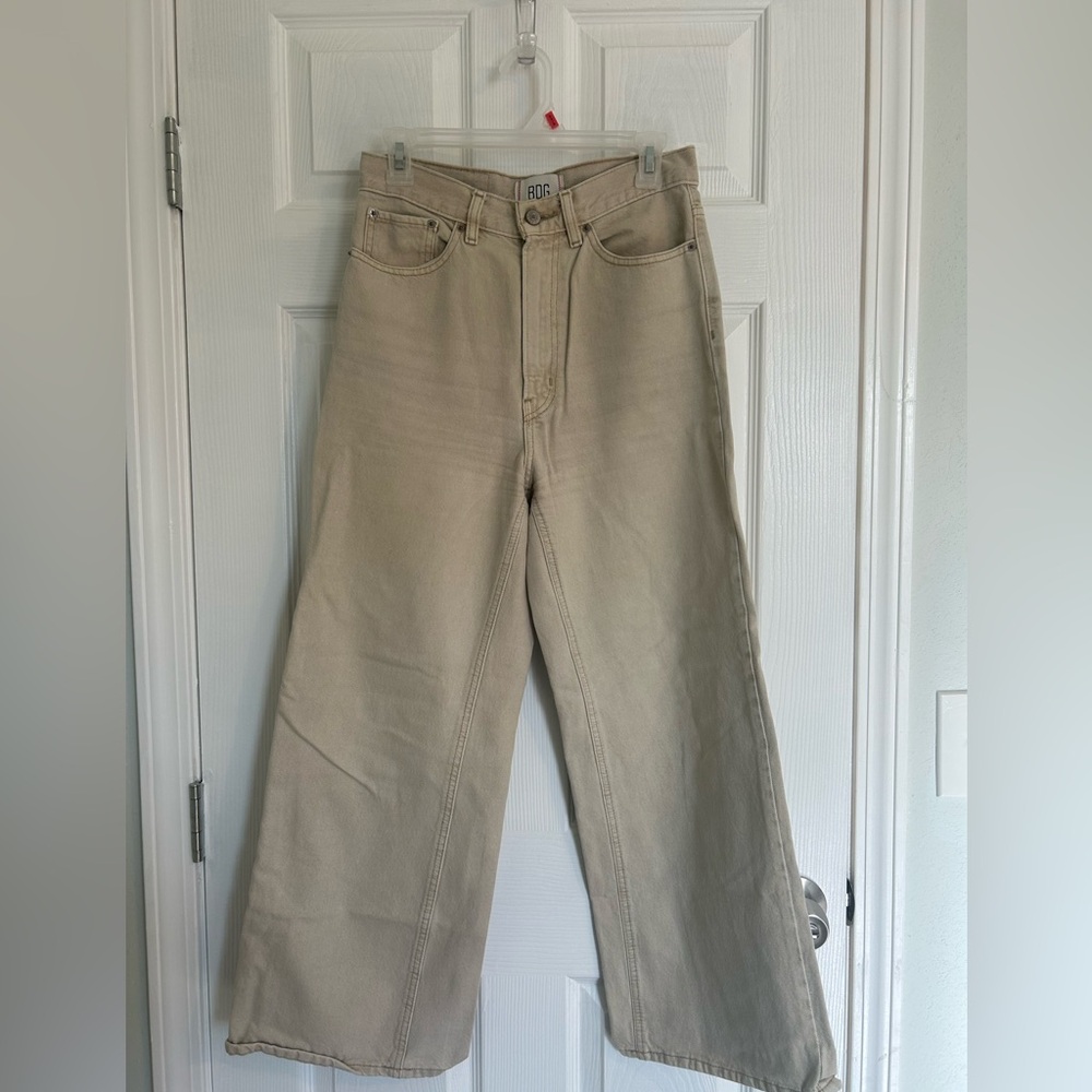 BDG high and wide Light beige pants
